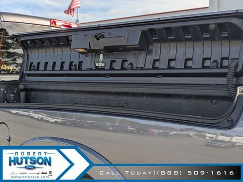 Used 2022 RAM 2500 Laramie w/ Night Edition image 13
