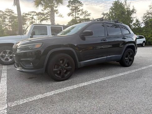 Used 2020 Jeep Cherokee Latitude Plus FWD image 1
