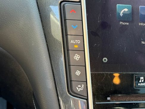 Used 2018 INFINITI Q50 Pure AWD/4WD image 16