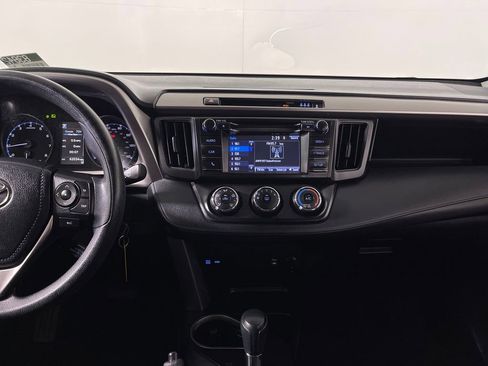 Used 2017 Toyota RAV4 LE w/ Carpet Mat Package FWD image 15