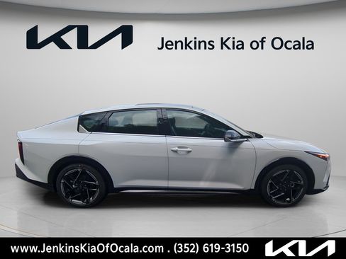 New 2026 Kia K4 GT-Line w/ GT-Line Premium Package FWD image 2