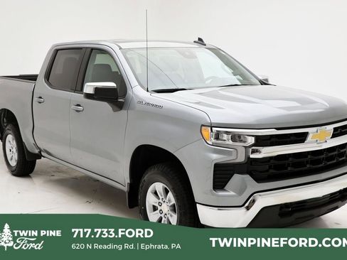 Used 2025 Chevrolet Silverado 1500 LT AWD/4WD image 1