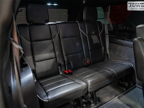 Used 2021 Cadillac Escalade ESV Premium Luxury image 14