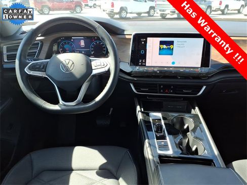 Used 2024 Volkswagen Atlas SE image 14