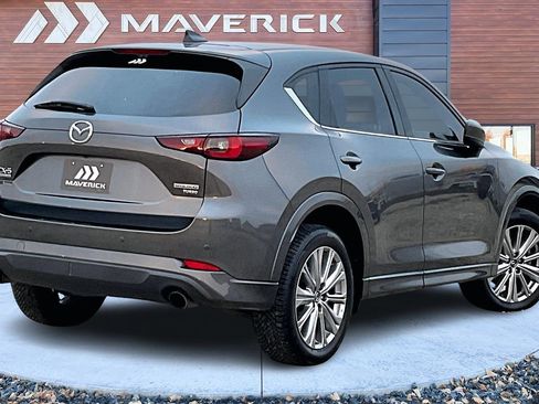 Used 2023 MAZDA CX-5 Signature image 5