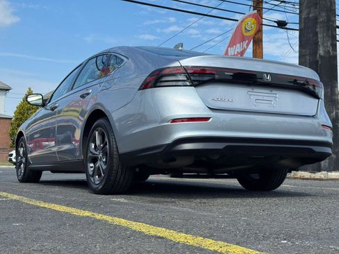 Used 2023 Honda Accord EX image 14