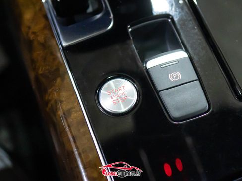 Used 2015 Audi A8 L 4.0T image 36