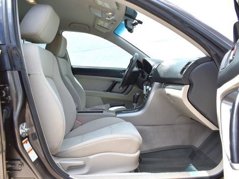 Used 2008 Subaru Outback 2.5i L.L. Bean AWD/4WD image 43