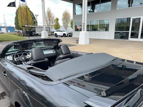 Used 2006 Ford Mustang GT Premium image 21