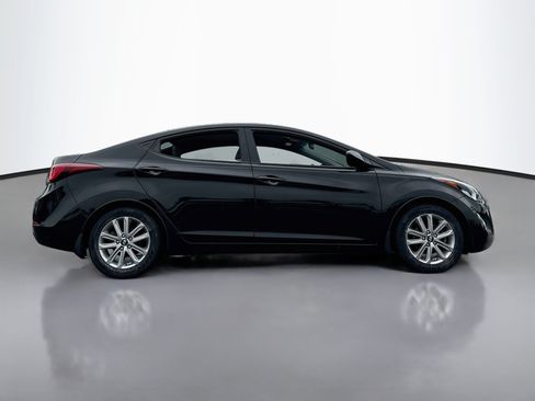 Used 2016 Hyundai Elantra SE w/ Option Group 02 FWD image 8