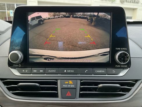 Used 2023 Nissan Altima 2.5 SV image 21