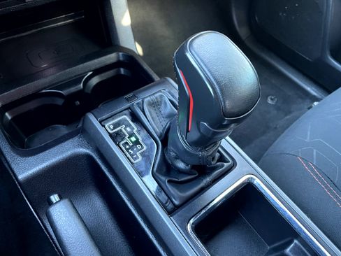 Used 2018 Toyota Tacoma TRD Sport image 18