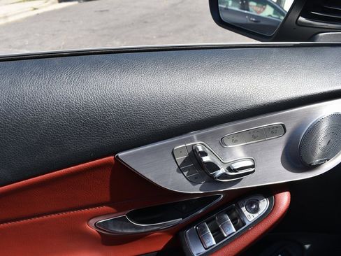 Used 2019 Mercedes-Benz C 300 4MATIC Cabriolet image 10