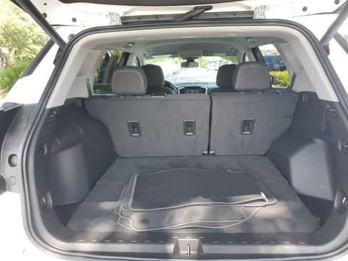 Used 2023 GMC Terrain SLE w/ Driver Convenience Package FWD image 26