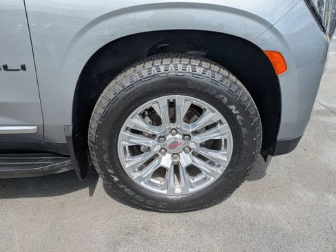 Used 2023 GMC Yukon XL Denali w/ Max Trailering Package RWD image 12