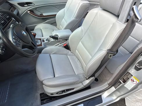 Used 2004 BMW 330Ci Convertible image 28