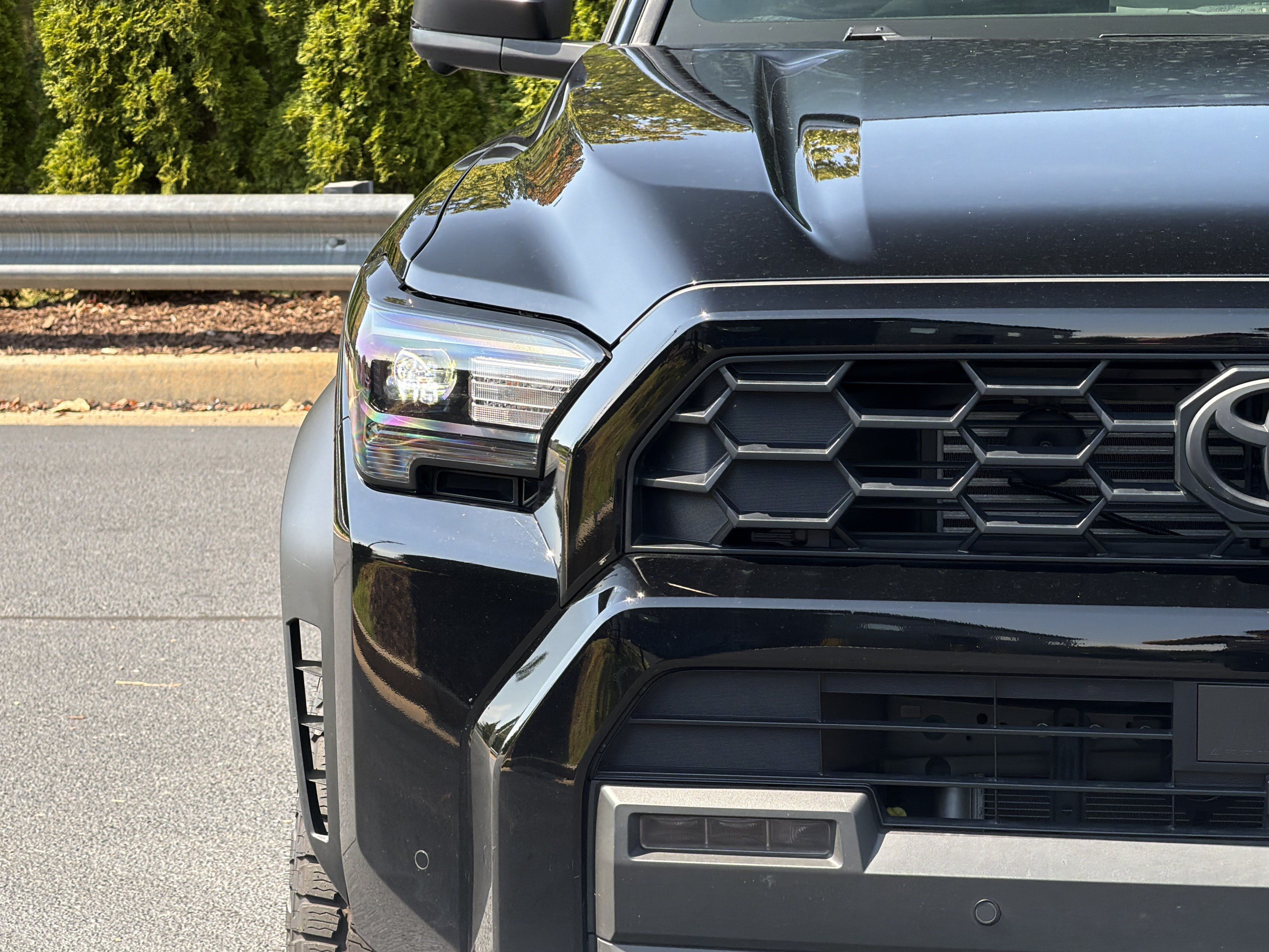 Used 2025 Toyota 4Runner TRD Off-Road Premium w/ Tow Technology Package AWD/4WD image 18