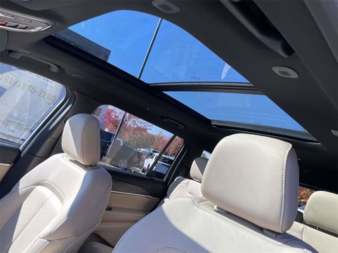 New 2025 Jeep Grand Cherokee L Limited image 26