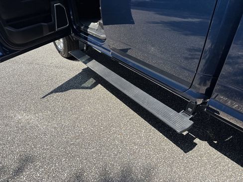 Used 2024 RAM 2500 Laramie image 14