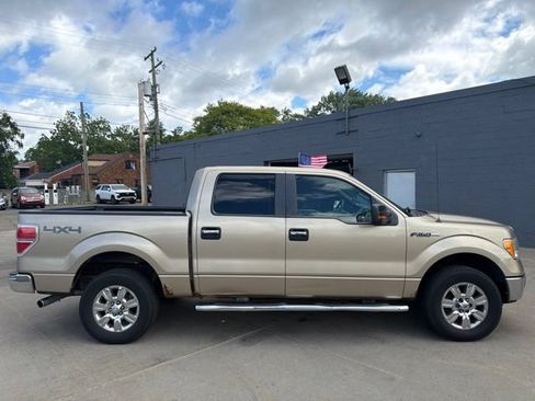 Used 2011 Ford F150 XLT w/ XLT Chrome Pkg AWD/4WD image 9