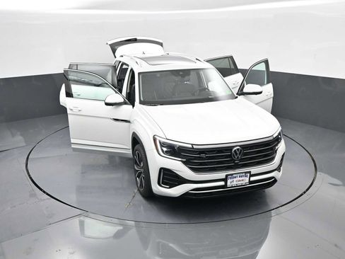 Used 2025 Volkswagen Atlas SEL Premium R-Line image 91