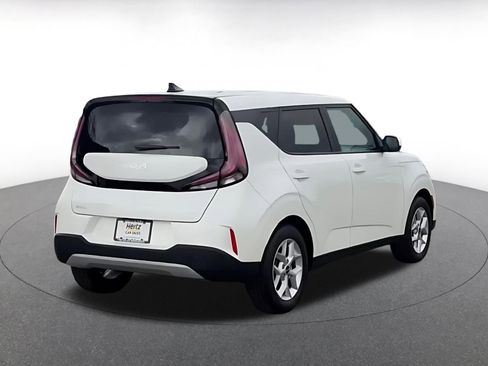 Used 2025 Kia Soul LX w/ LX Technology Package image 14