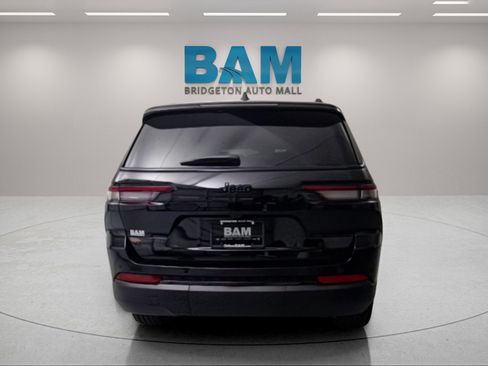 New 2025 Jeep Grand Cherokee L Altitude image 6