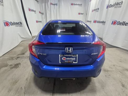 Used 2019 Honda Civic Sport image 6