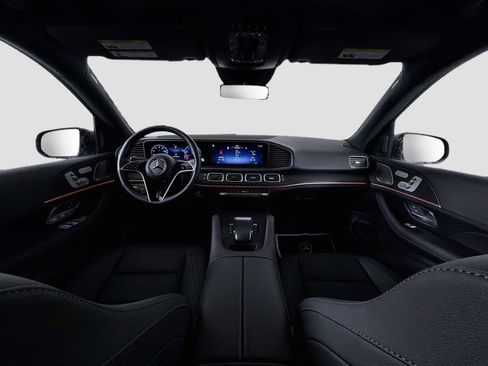 Used 2025 Mercedes-Benz GLE 350 4MATIC image 9