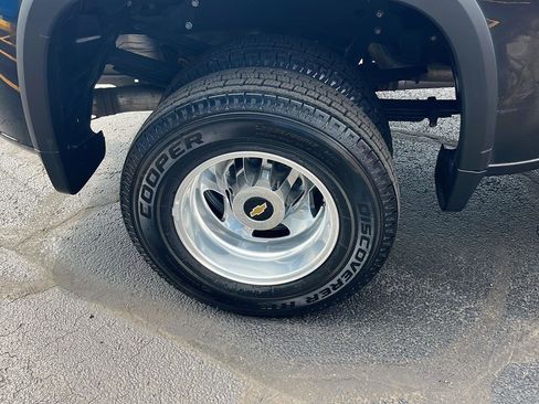 Used 2021 Chevrolet Silverado 3500 LTZ w/ LTZ Plus Package image 32