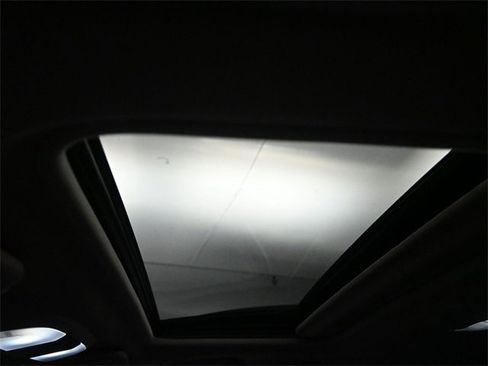 Used 2021 Subaru Crosstrek 2.5i Sport w/ Moonroof Package image 20