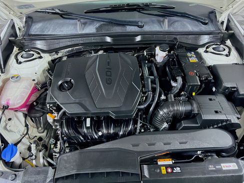 Used 2025 Hyundai Sonata SEL FWD image 32