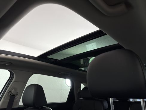 Certified 2023 Kia Sorento SX AWD/4WD image 19