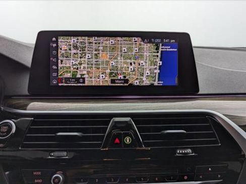 Used 2019 BMW 530i w/ Convenience Package image 28