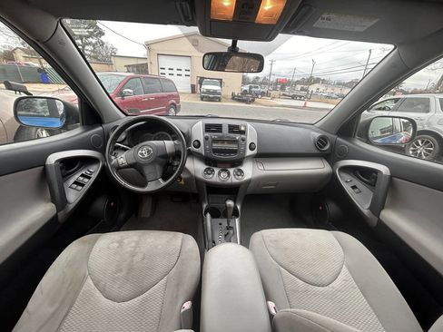 Used 2006 Toyota RAV4 Limited image 13