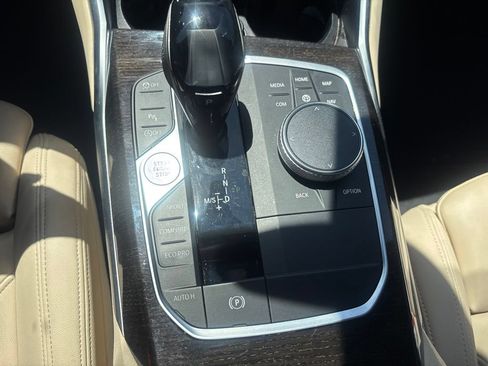 Used 2020 BMW 330i Sedan w/ Driving Assistance Package RWD image 23