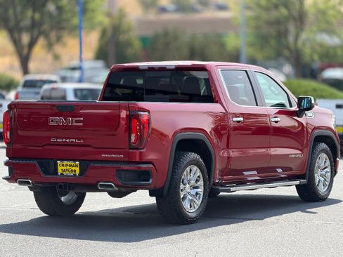 Used 2022 GMC Sierra 1500 Denali AWD/4WD image 18