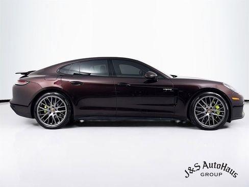 Used 2021 Porsche Panamera 4S image 8