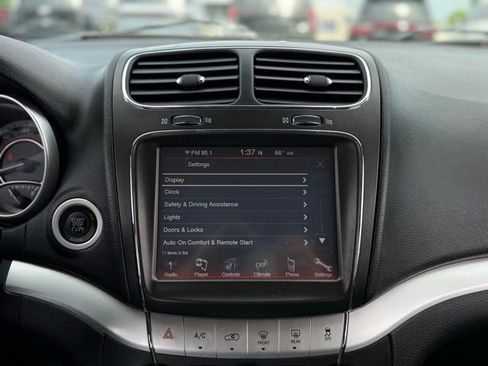 Used 2013 Dodge Journey Crew w/ Driver Convenience Group FWD image 22