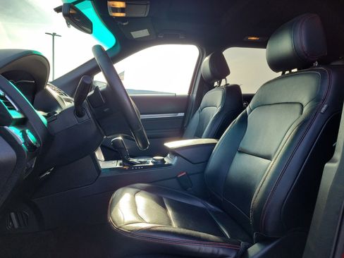 Used 2016 Ford Explorer Sport image 19