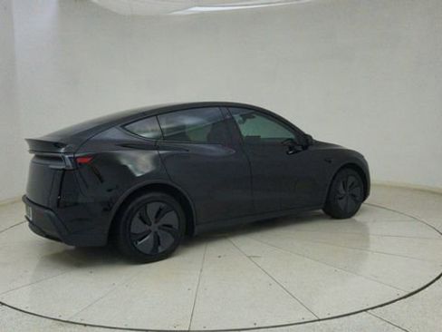 Used 2026 Tesla Model Y 2WD image 68