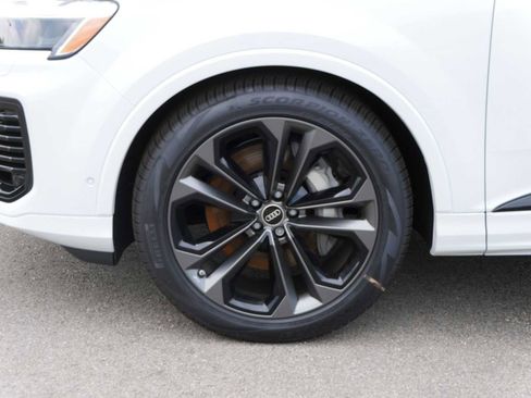 Certified 2025 Audi Q7 Premium Plus w/ Premium Plus Package image 4