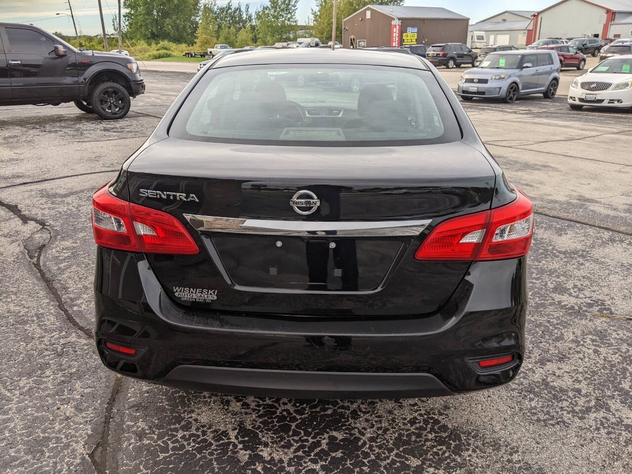 Used 2016 Nissan Sentra S FWD image 4
