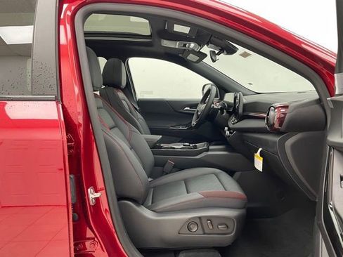 New 2026 Chevrolet Equinox RS w/ Convenience Package III AWD/4WD image 16