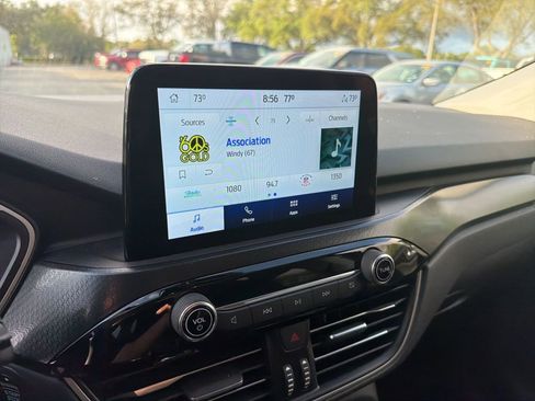 Used 2022 Ford Escape SEL w/ SEL Stealth AWD Package image 12