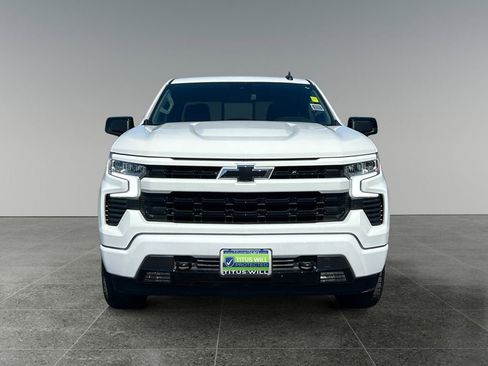 Used 2024 Chevrolet Silverado 1500 RST w/ Convenience Package II AWD/4WD image 3