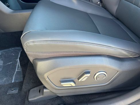 Used 2026 Hyundai Santa Fe SEL FWD image 13