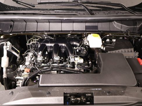 Used 2025 Nissan Pathfinder SV AWD/4WD image 20