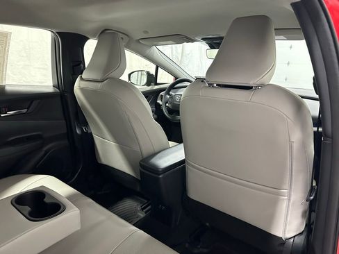 Used 2025 Toyota Prius XLE image 55