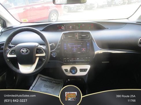 Used 2017 Toyota Prius Prime Plus FWD image 6